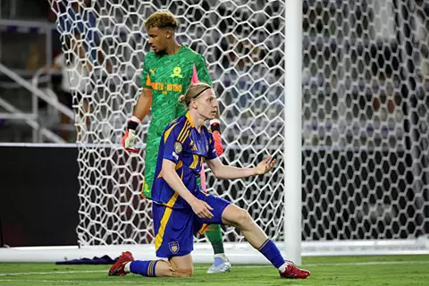 كاد يكلف صنداونز هدفا.. تطبيق قانون الـ8 ثوان لأول مرة بكأس العالم للأندية (صورة)